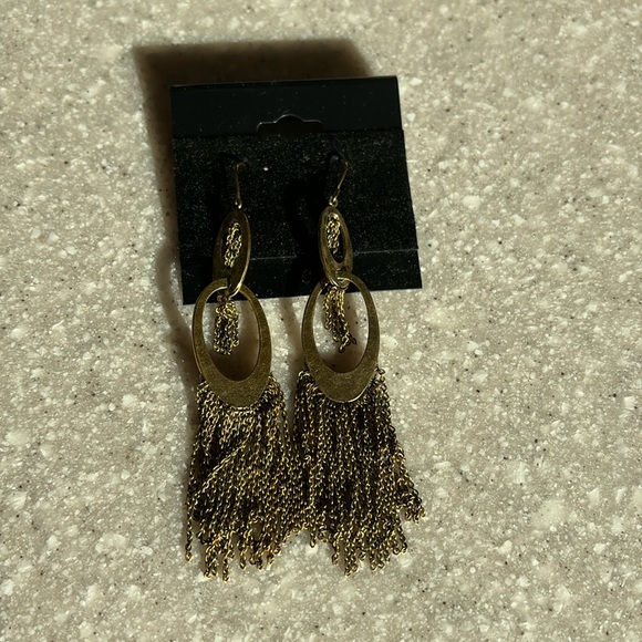 Gold chandelier earrings - Picture 1 of 2